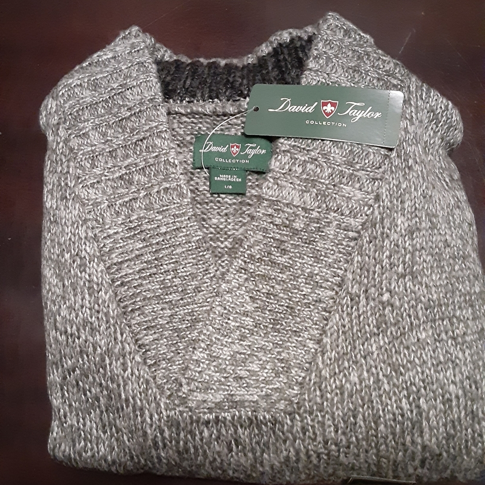 Mens David Taylor Sweater New With Tags In Package